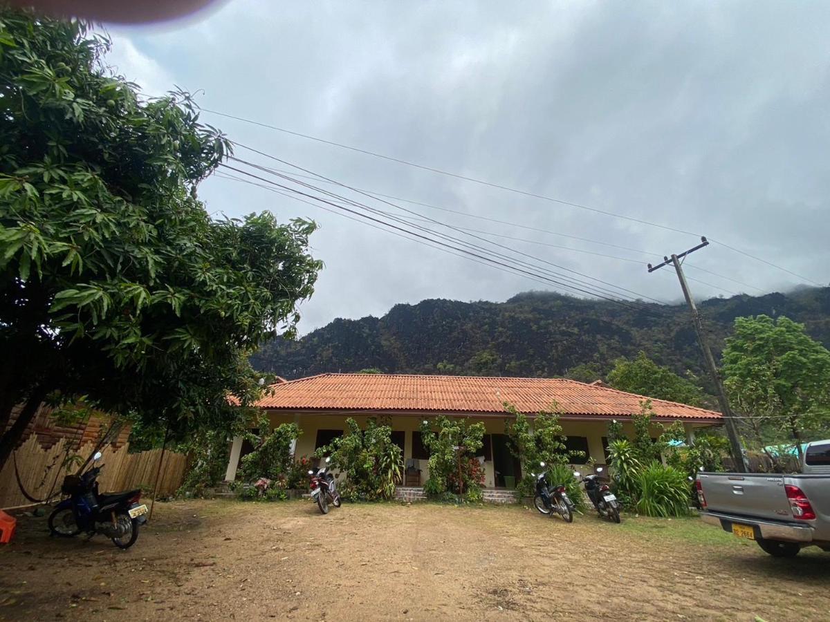 Letana Guesthouse Ban O Exterior foto