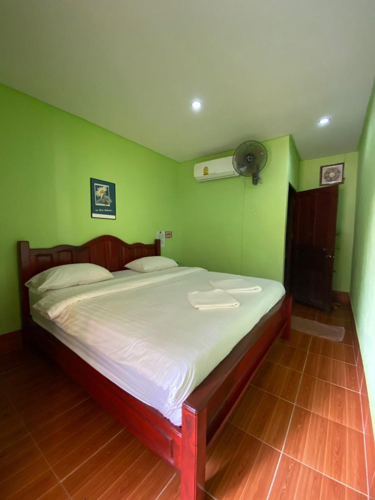 Letana Guesthouse Ban O Exterior foto